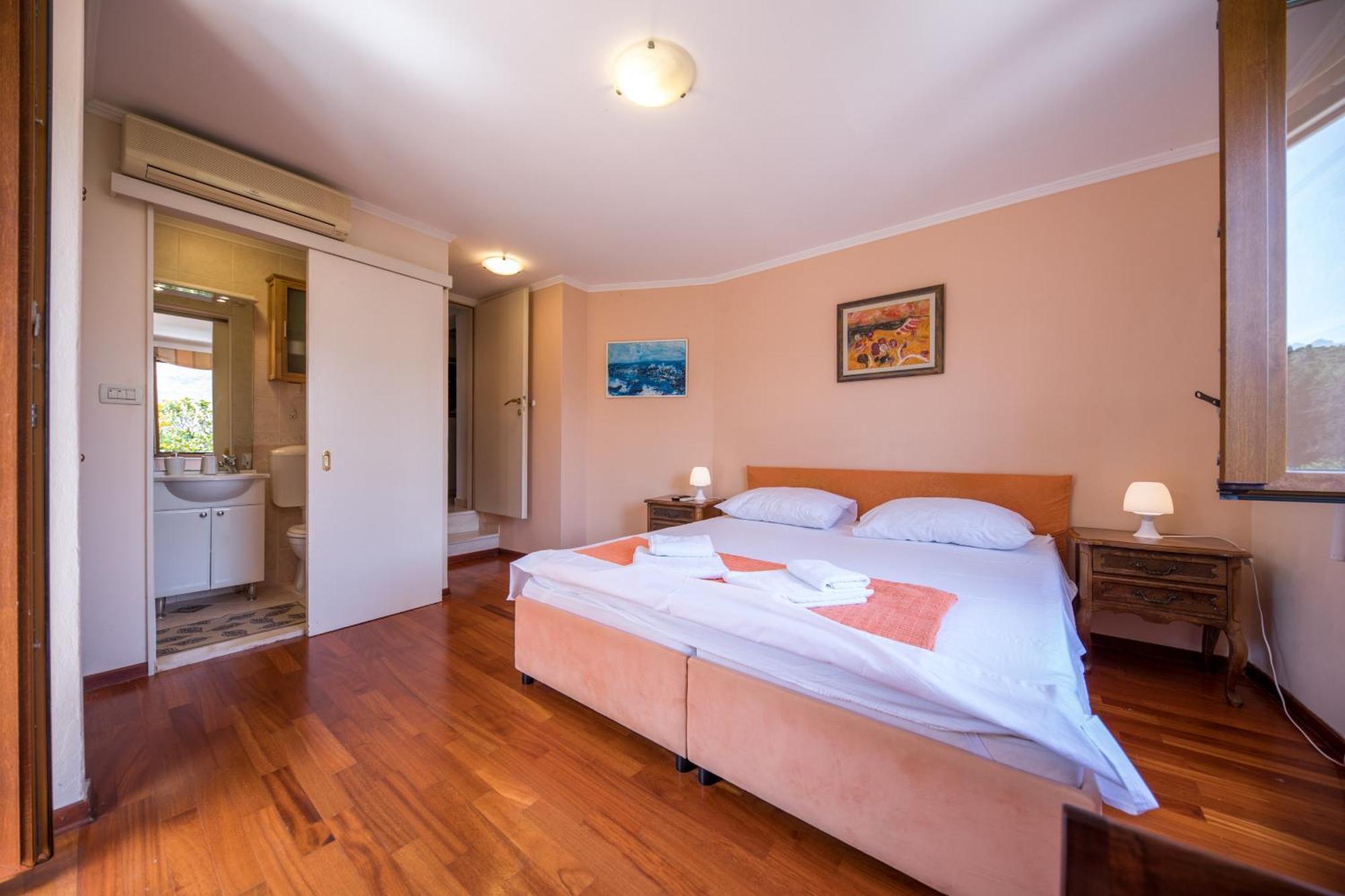 Holiday Home Lapad Beach Royal Dubrovnik Exterior photo