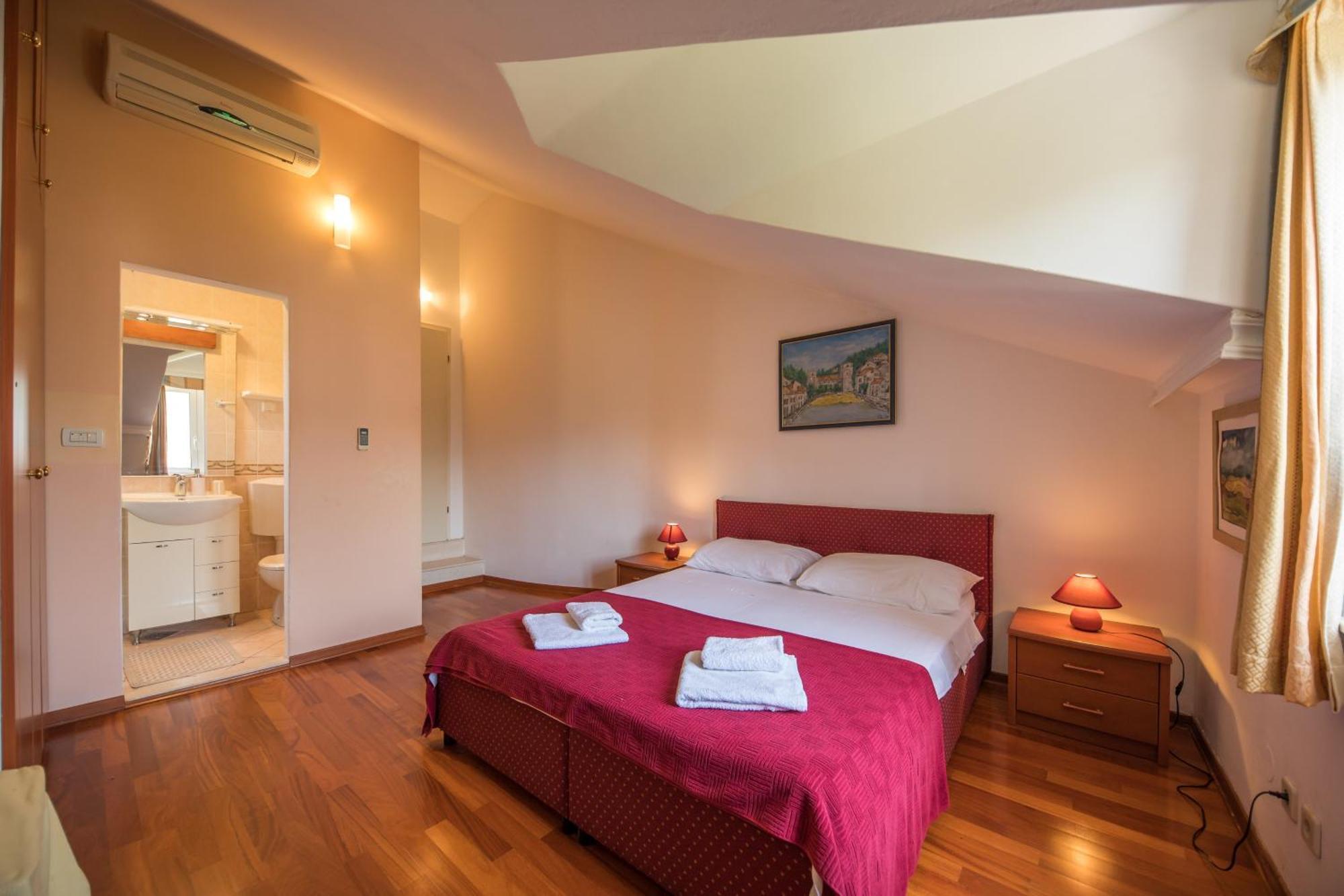 Holiday Home Lapad Beach Royal Dubrovnik Exterior photo