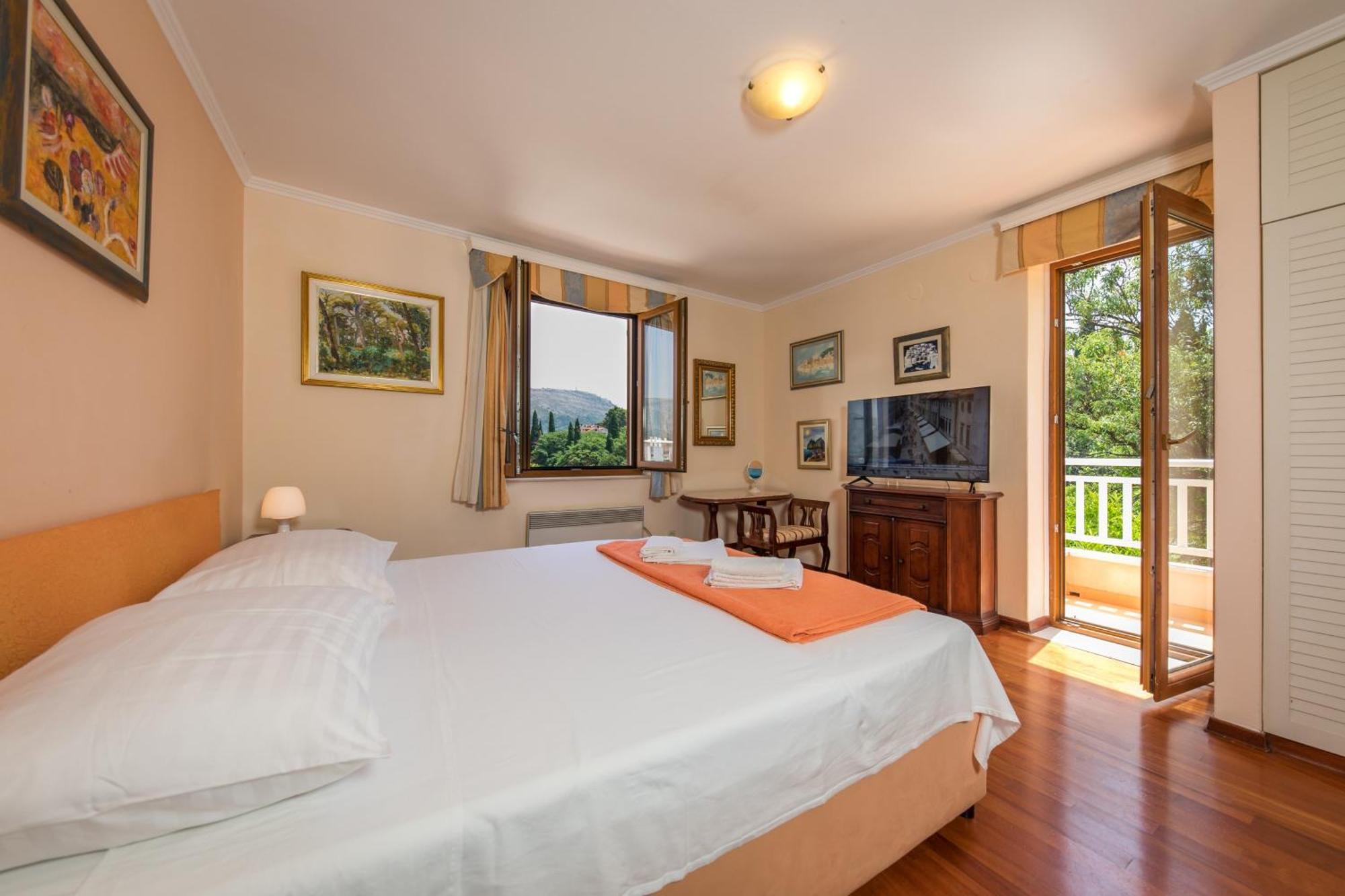 Holiday Home Lapad Beach Royal Dubrovnik Exterior photo